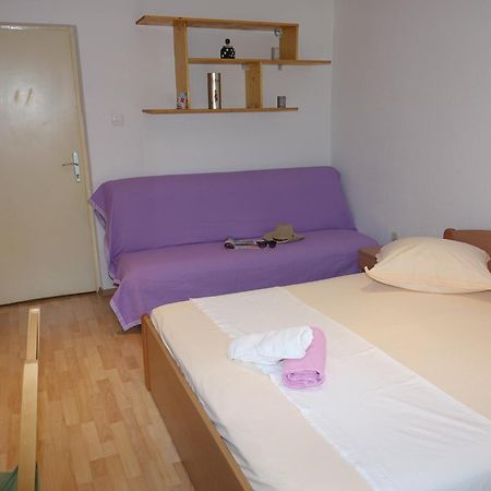 Roza Apartment Baska Voda Luaran gambar