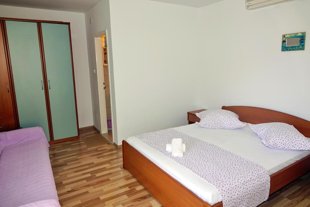 Roza Apartment Baska Voda Luaran gambar