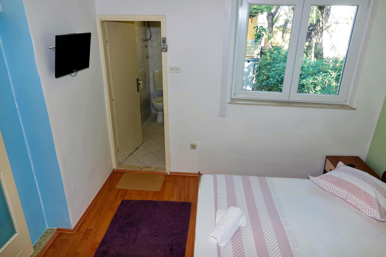 Roza Apartment Baska Voda Luaran gambar
