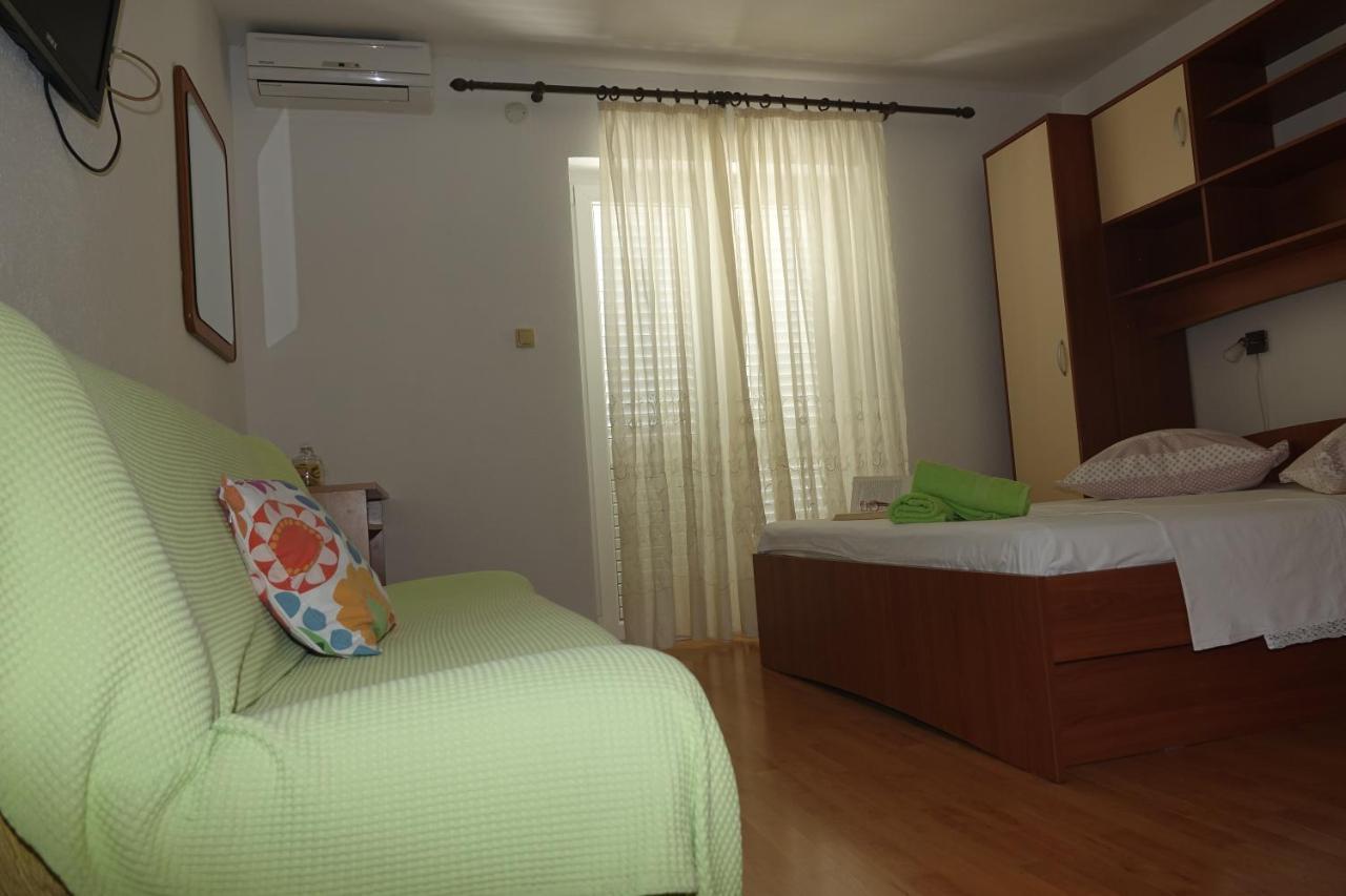 Roza Apartment Baska Voda Luaran gambar