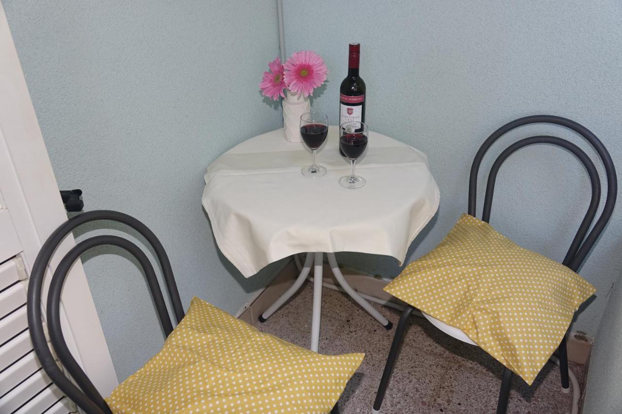 Roza Apartment Baska Voda Luaran gambar