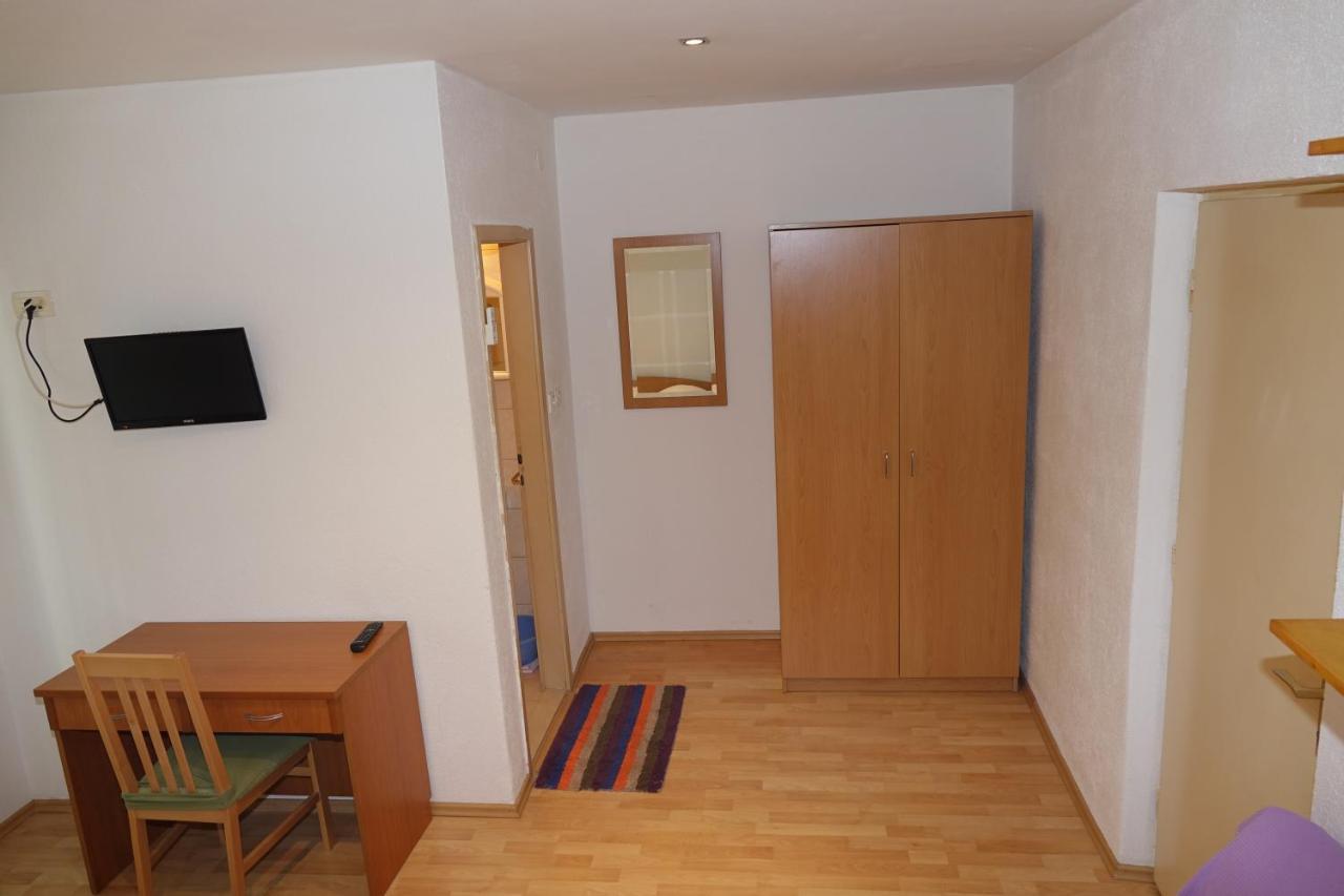 Roza Apartment Baska Voda Luaran gambar